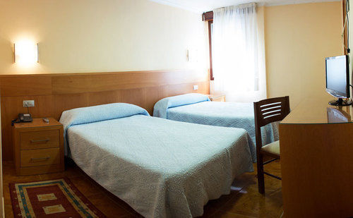 Hotel Mabu Ourense Esterno foto