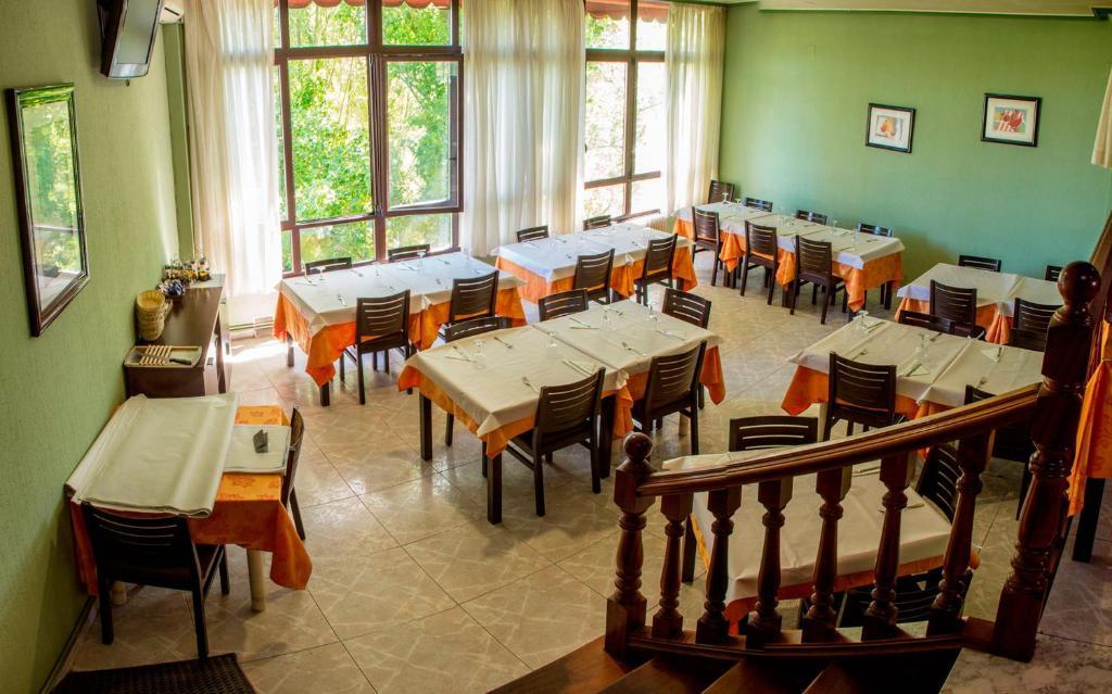 Hotel Mabu Ourense Esterno foto